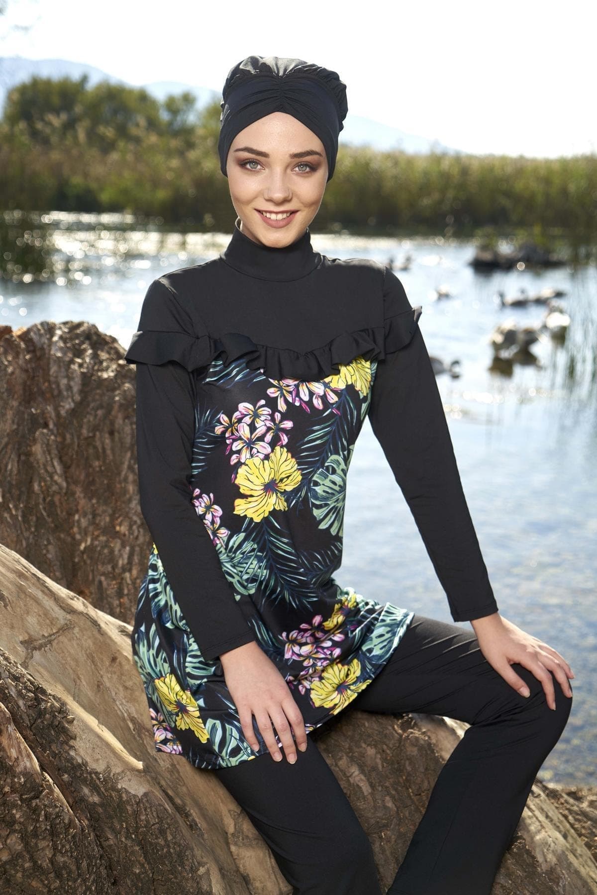 Kadın Siyah Fırfırlı Çiçekli Tam Kapalı Tesettür Mayo 2054 2